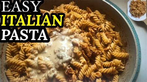 Italian Fusilli Pasta Pasta Chicken White Sauce Pasta Red Sauce