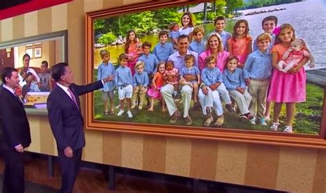 Watch Mitt Romney name all of his grandchildren from a huge photo | The ...