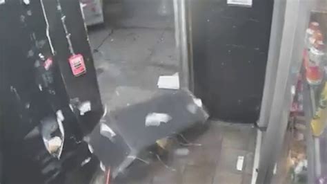 Thieves In Philadelphia Use Stolen U Haul To Rip Atm From Grocery Store Video Shows Fox News