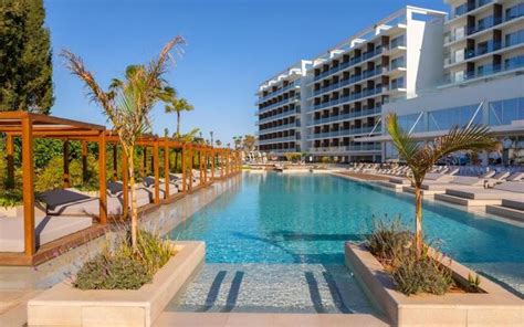 Chrysomare Beach Hotel And Resort Ayia Napa Up To Voyage