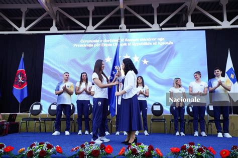 Presidentja Osmani Ia Dor Zon Ekipit Olimpik Flamurin E Shtetit Gati