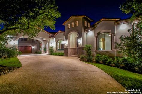 Lavish Homes For Sale In The Ritzy Dominion Neighborhood In San