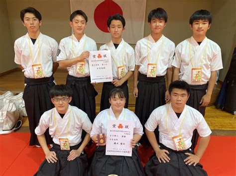 【公式】中京高校岐阜県瑞浪市 On Twitter 【弓道部】 東海総体 男子団体 3位🥉 女子団体 ベスト8 女子個人 磯貝 優勝🏆