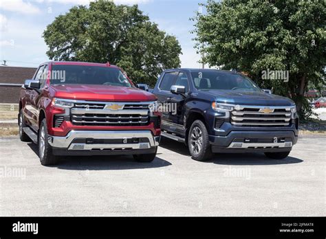 Tipton Circa July 2022 Chevrolet Silverado Display Chevy Offers The