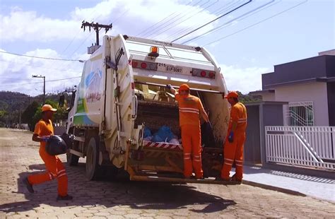 Coleta de lixo está temporariamente suspensa em Jaraguá do Sul