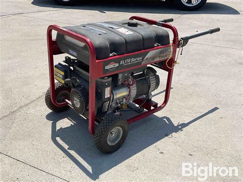 Briggs Stratton Elite Series 8000 Watt Electric Start Portable