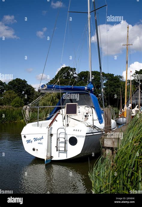 Boat moorings on the Norfolk Broads Stock Photo - Alamy