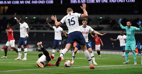 Tottenham 1 1 Manchester United Controversial Penalty Denies Spurs