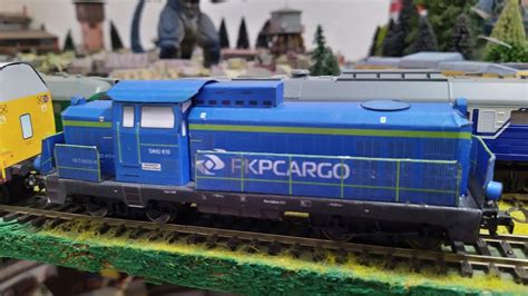 Prezentacja Lokomotywy Stonka Sm Pkp Cargo Model Kartonowy