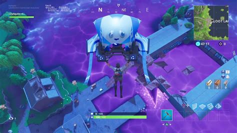 Fortnite Cube Moving Into Loot Lake Youtube