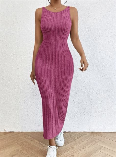 Pin by Mariana Sillva on 𝙄𝙉𝙎𝙋𝙄𝙍𝘼𝙏𝙄𝙊𝙉𝙎 Long bodycon dress Long