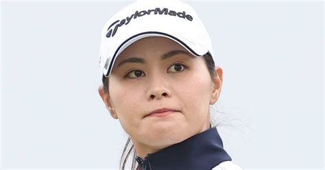 新垣比菜、6年ぶりツアー優勝へ単独首位浮上 鶴岡果恋は10バーディーの大爆発／国内女子ゴルフ サンスポ