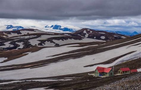 The Complete Guide to the Laugavegur Trail | Map, Routes, and ...