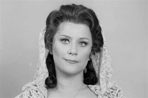 Елена Образцова – биография, фото, личная жизнь, музыка - 24СМИ