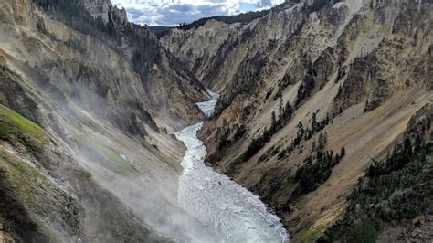 Do Any Of The Yellowstone Park Lodges Have Pools - Nationalparklore.com