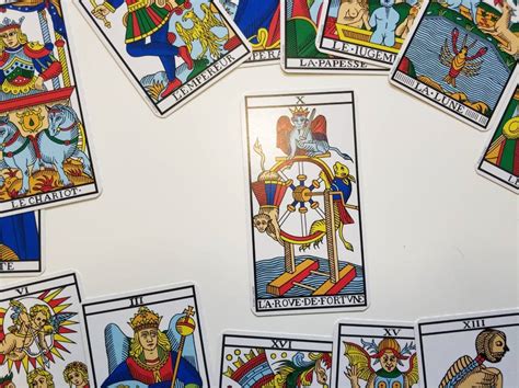 Significado La Rueda De La Fortuna Arcano Del Tarot Menteyoga