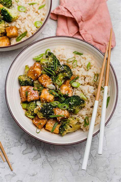 Teriyaki Broccoli Tofu Bowl Recipe L Table For Two