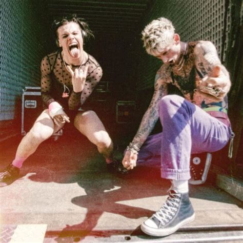 Pin On Yungblud And Mgk