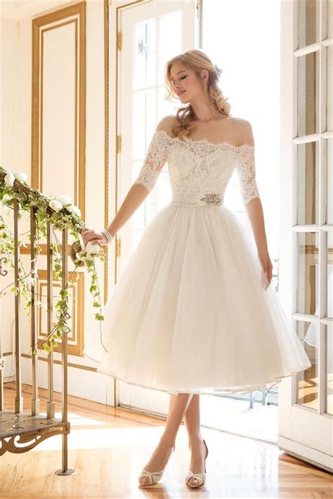 20 Amazing Short And Knee Length Wedding Dresses Mrs To Be