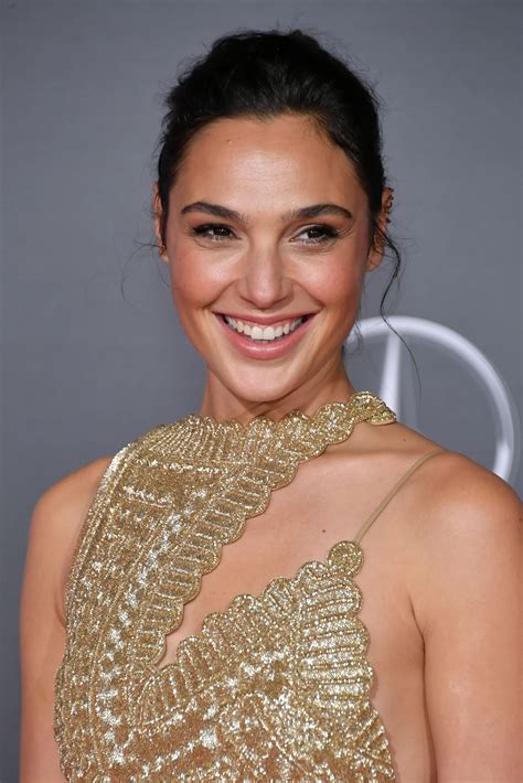 Gal Gadot Biography, Wiki, Age, Family, Husband, Hometown, Photos