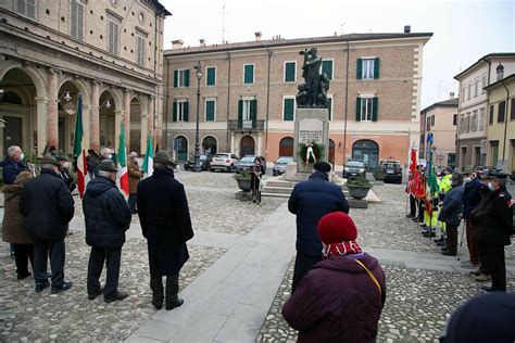 La Cerimonia Per L Anniversario Della Liberazione Di Bagnacavallo