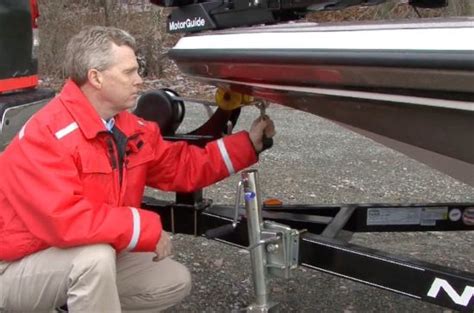 5 Tips For Easy Safe Boat Trailering Boattest