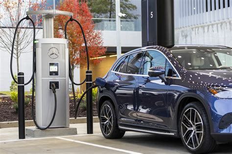 Mercedes-Benz Launches Its First EV Charging Hub in North America