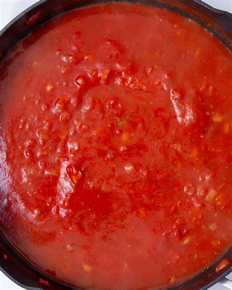 11 Tomato Puree Substitutes In Your Pantry Save Your Recipe Beat The Budget