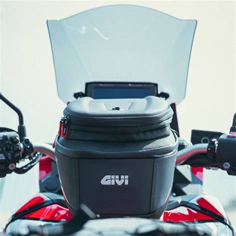 Givi Tankbag Tanklock X Line XL05 15ltr Black