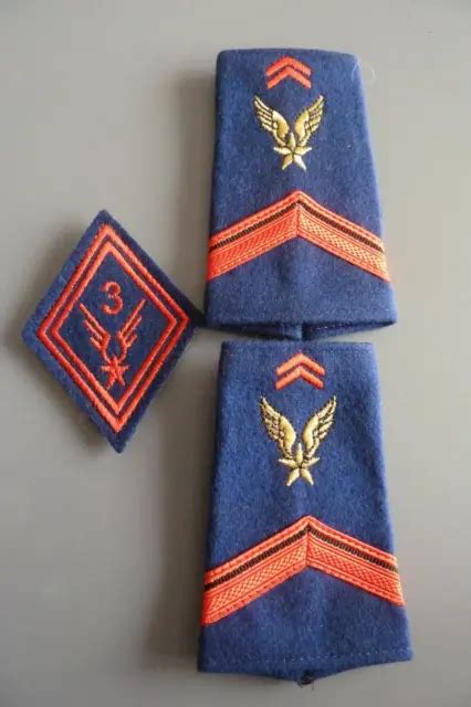 ORIGINAL MILITAIRE INSIGNE 3 Regiment D Helicoptere De Combat A L A T