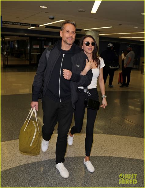 Ioan Gruffudd Fianc E Bianca Wallace Arrive Back In L A After