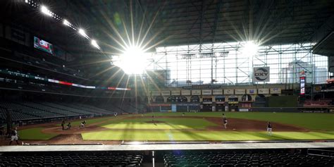 Astros practice new extra-inning rule