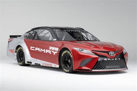 Toyota Reveals 2018 NASCAR Camry Race Car At NAIAS In Detroit