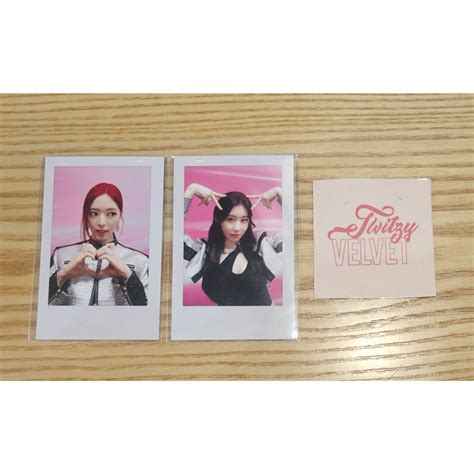 Official Itzy Born To Be In Seoul Md 40k Won Benefit Photocards Yuna