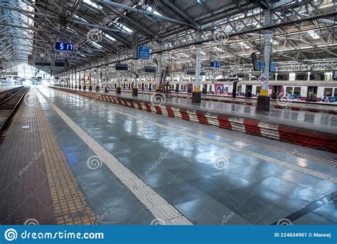 Chhatrapati Shivaji Terminus Platforms