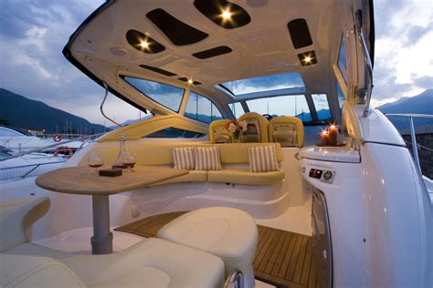 Private Yacht Captain Live And Enjoy This Luxury Experience