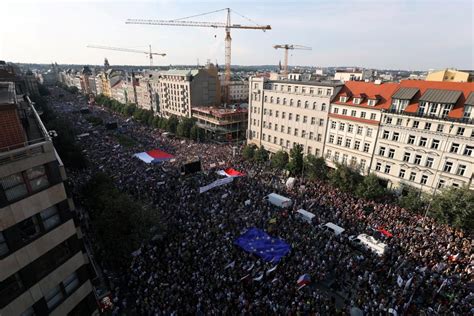 Anti Government Protests In Prague Unian Photoreport