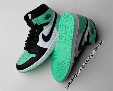 Air Jordan 1 High Og Green Glow Dz5485 130 Sneakerfiles