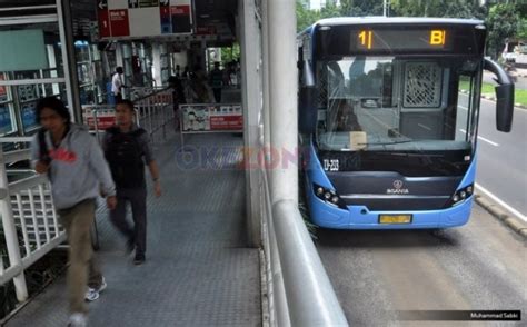 Sejumlah Rute Bus Transjakarta Dialihkan Akibat Banjir Ini Rinciannya