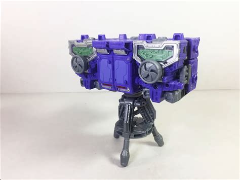 War For Cybertron Siege Deluxe Class Refraktor Reflector In Hand