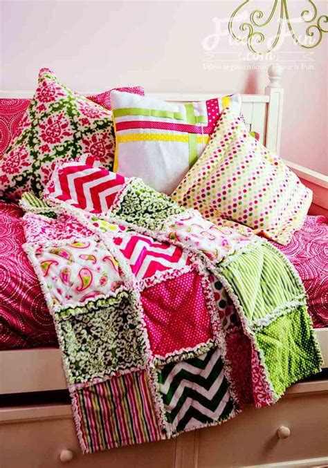 20 Of The Best Flannel Projects To Sew Swoodson Says Rag Quilt Patterns Quilts Quilt Easy