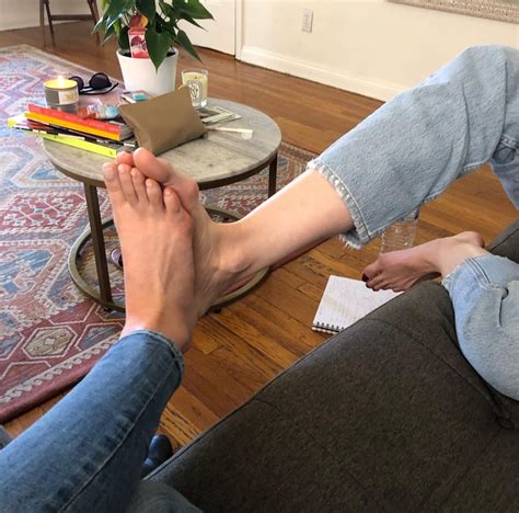 Lauren Lapkus S Feet