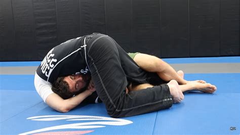 Locked And Loaded Guillotine Choke Techniques From Top Half Guard