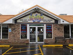 Wally's Restaurant - Closed - Vienna Beef