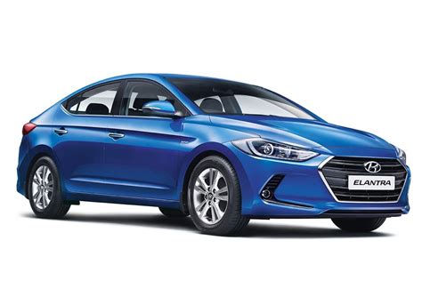 Hyundai Elantra Facelift Spied For The First Time