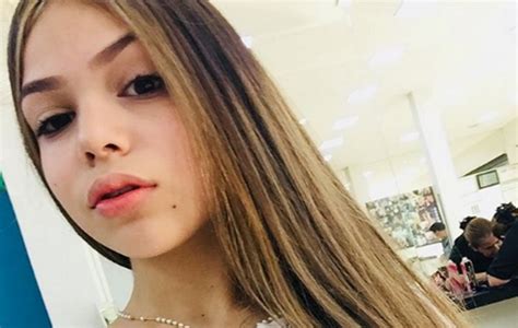 MC Melody volta para o Instagram após polêmica OFuxico