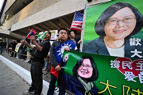 Us House Speaker Meets Taiwan President Despite China S Threats