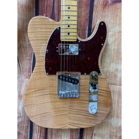 Fender Rarities Chambered Telecaster Flame Maple Top Maple Neck Natural