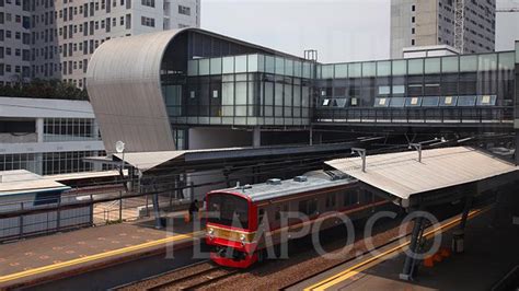 Wajah Baru Stasiun Cisauk Tangerang Foto