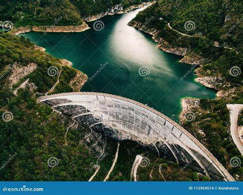 Diga Di Valvestino In Italia Pianta Di Forza Idroelettrica Fotografia